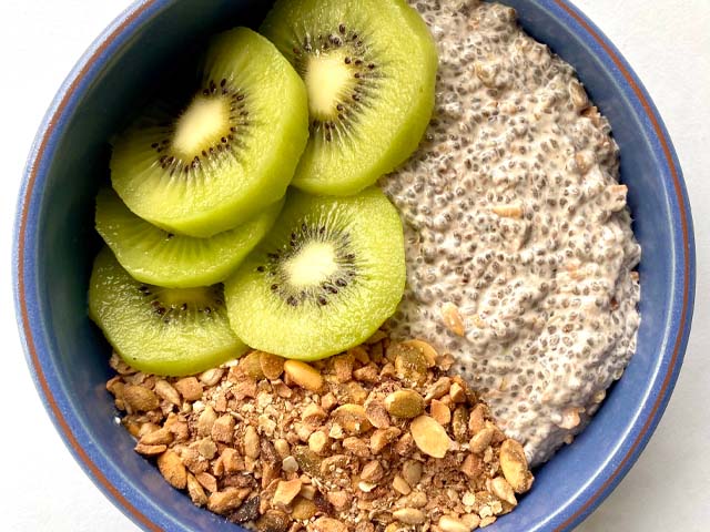 receta-pudding-chia-granola-coco-cacao