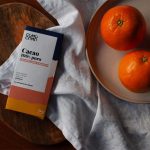 Chocolate con avellanas y naranja ecológico